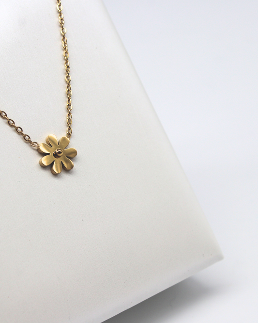 The Daisy Chain Necklace