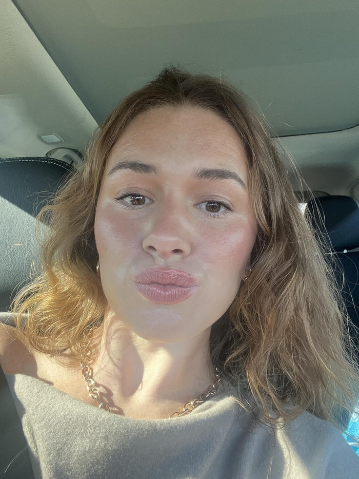 Charlotte, 28