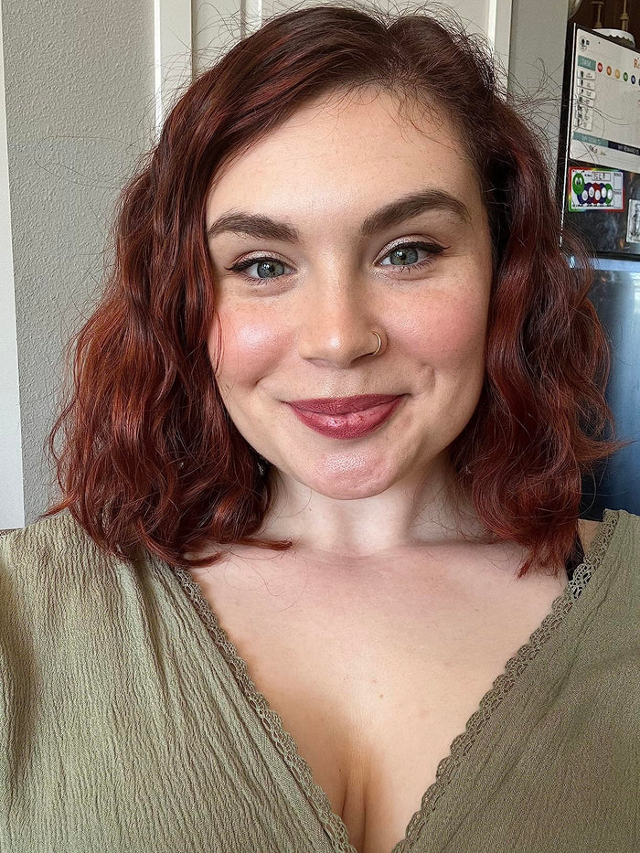 Laura C., 43